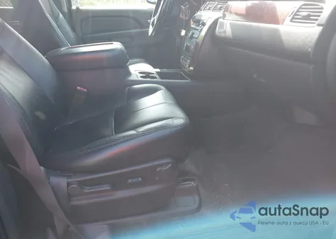 2011 Chevrolet Suburban C1500 Lt from USA, damaged, VIN 1GNSCJE05BR215667